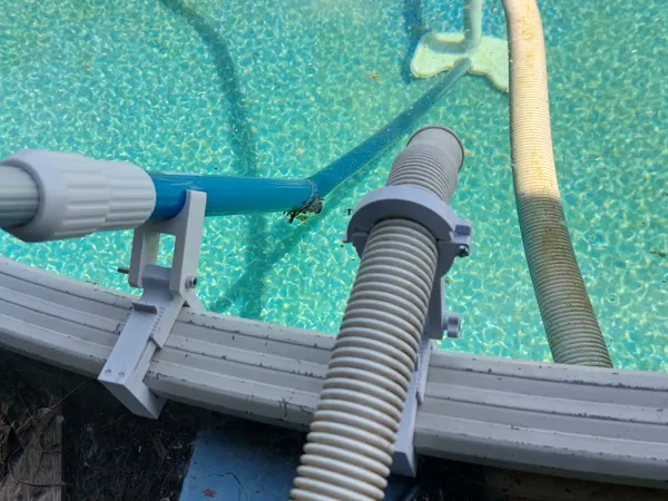 Swimming pool - Universal holder for Azuro