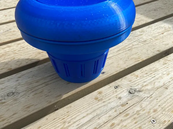 BIG chlorine dispenser for swimming pool