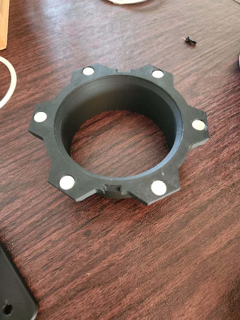 Magnetický systém spojení potrubí 100–150 mm — 3D tištěná příruba