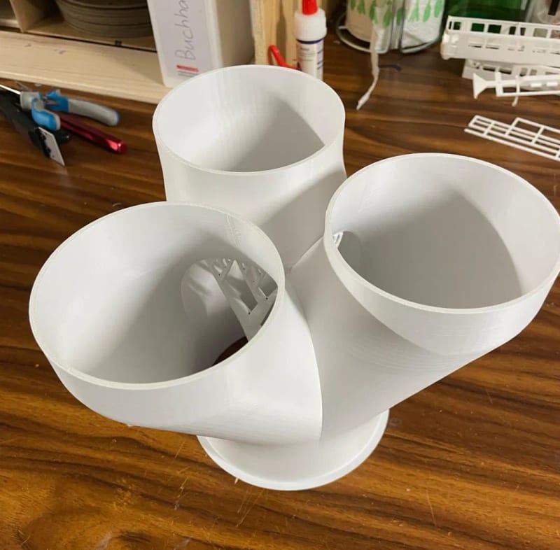 Rozbočka potrubí 125 mm na 3× 100 mm — 3D tištěná příruba